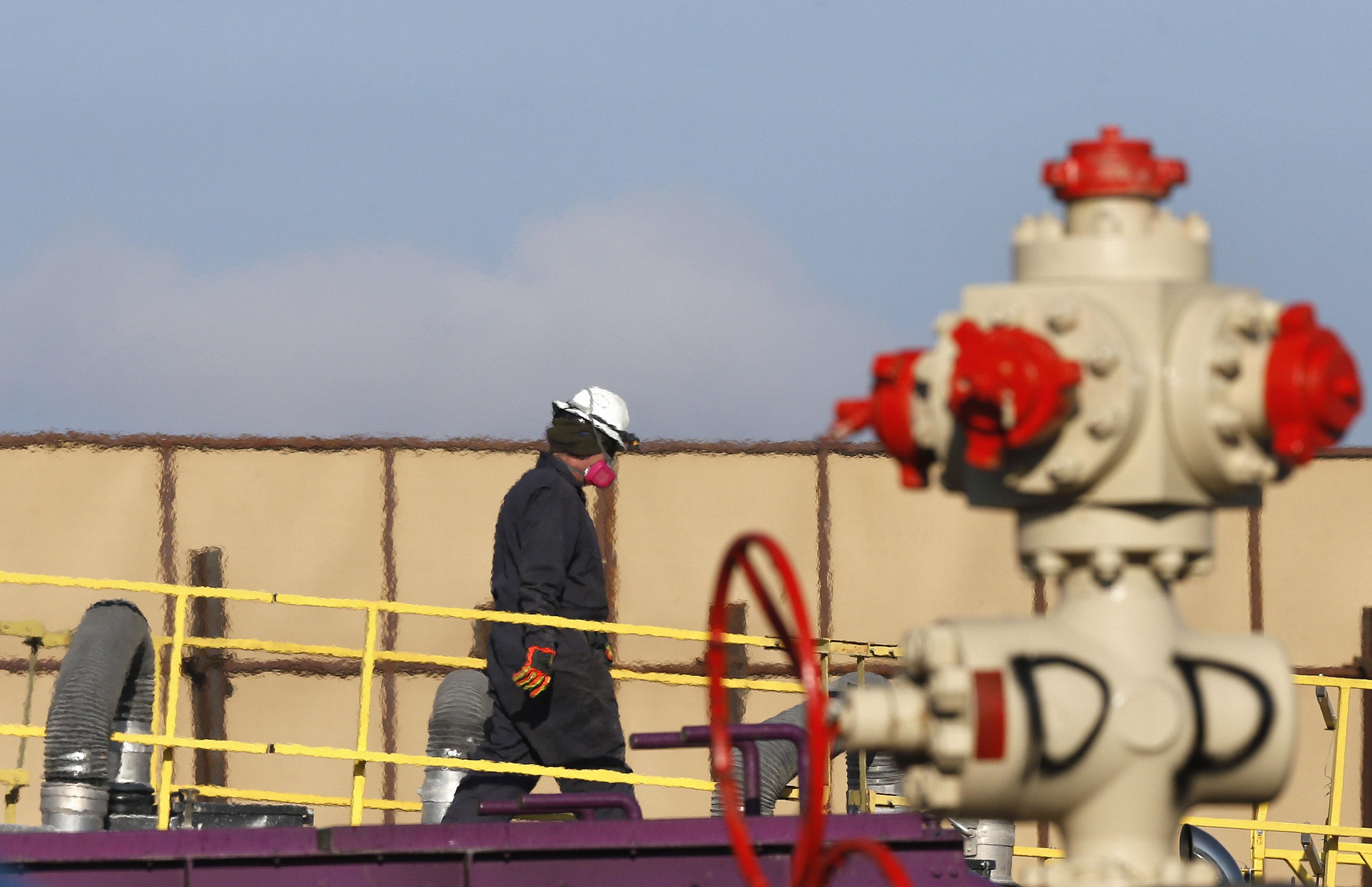 Photo: Fracking operation in Colorado (AP Photo)
