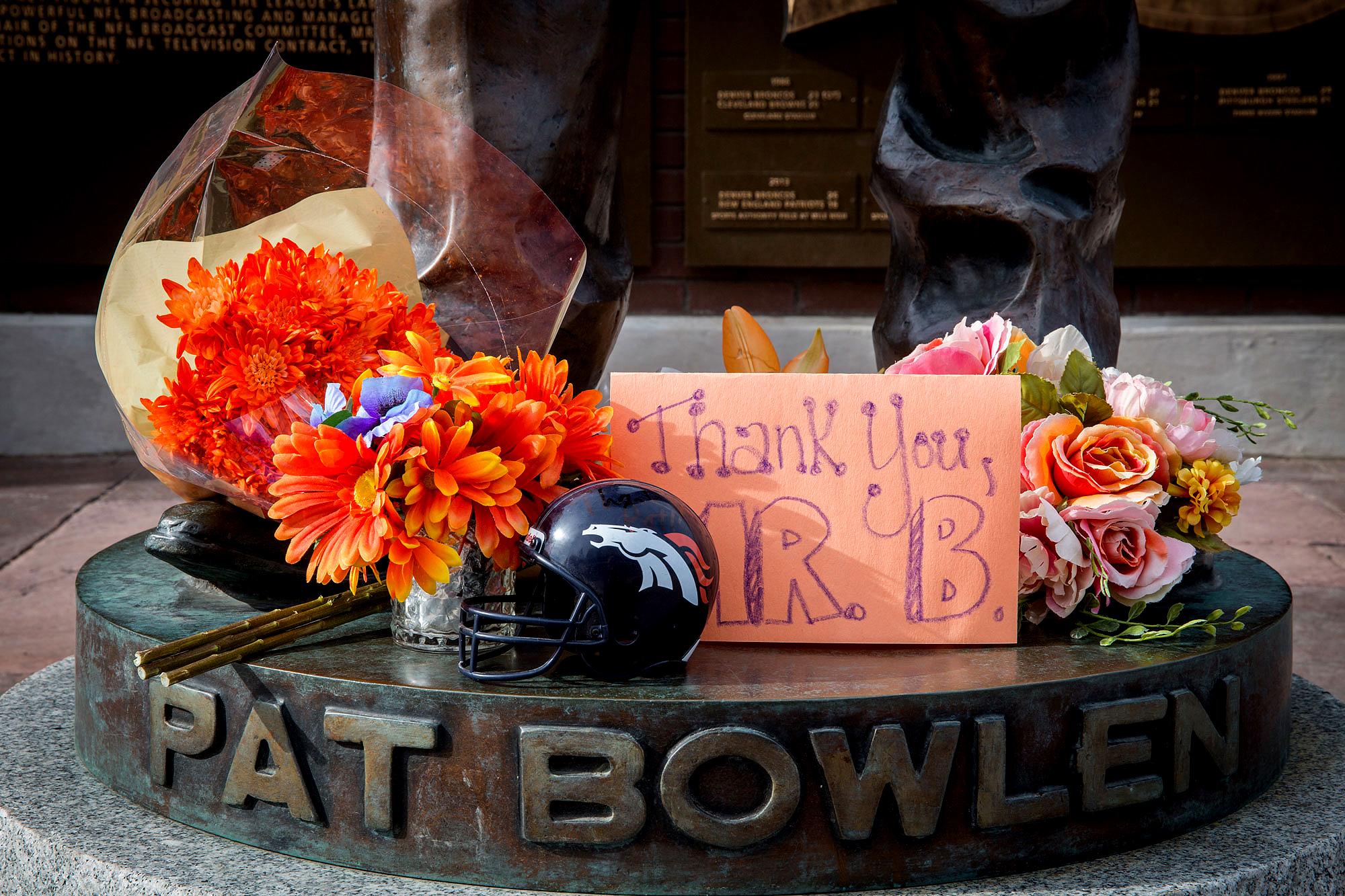 Pat Bowlen Dies