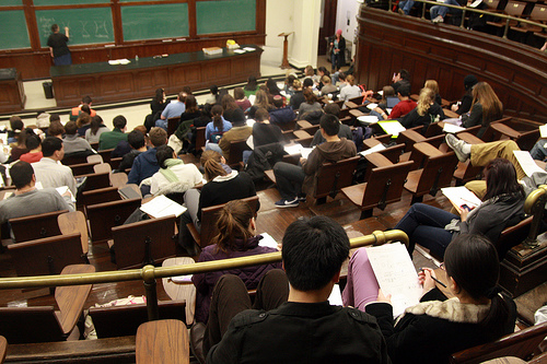 Photo: College biology classroom