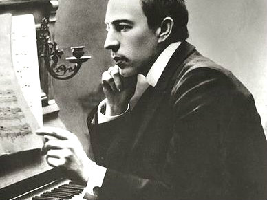Photo: Rachmaninoff at piano