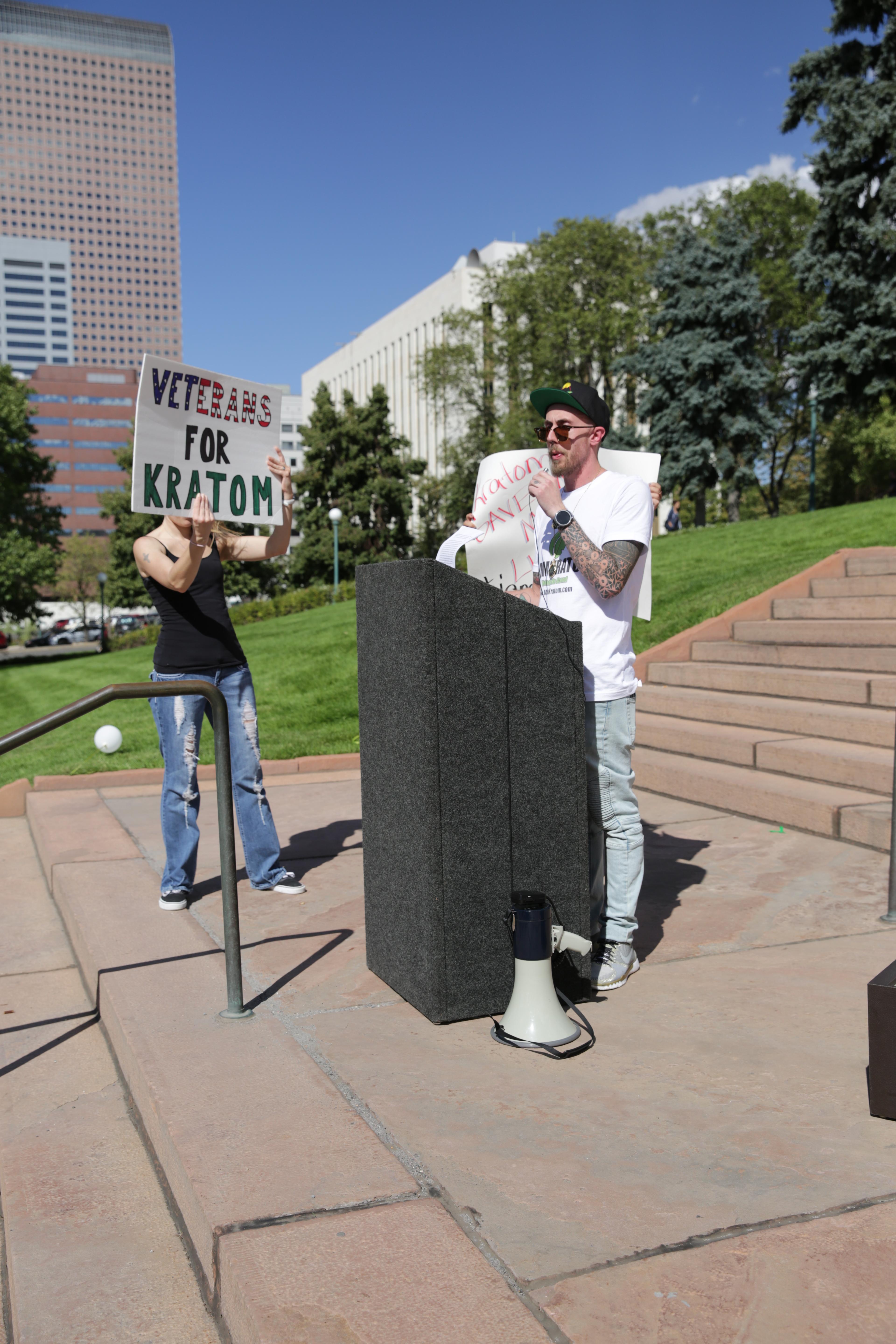 Photo: Kratom rally 1