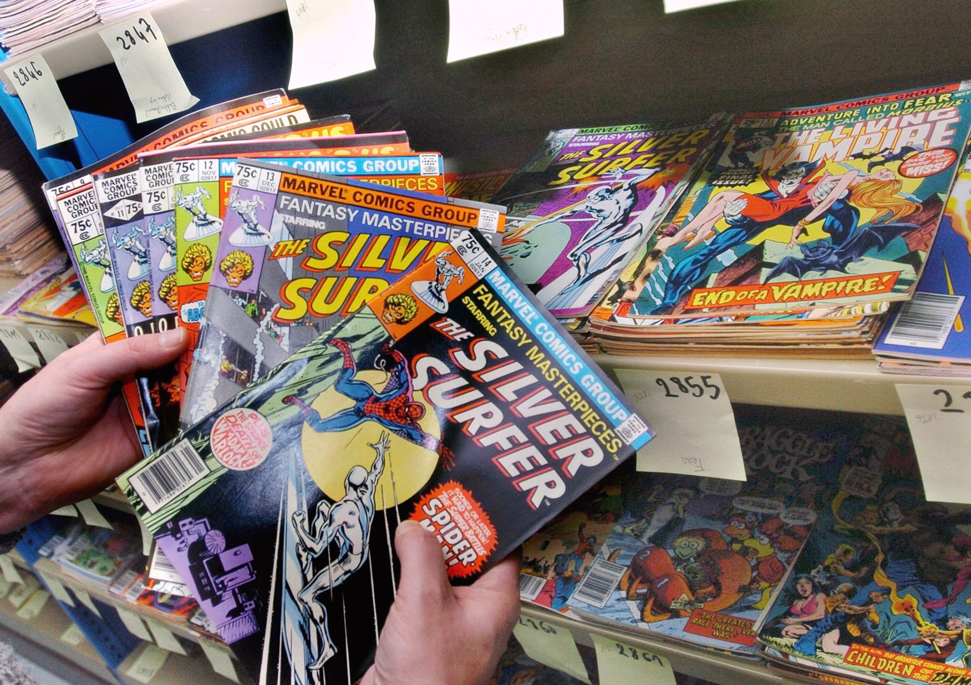 Photo: Silver Surfer Comics Marvel