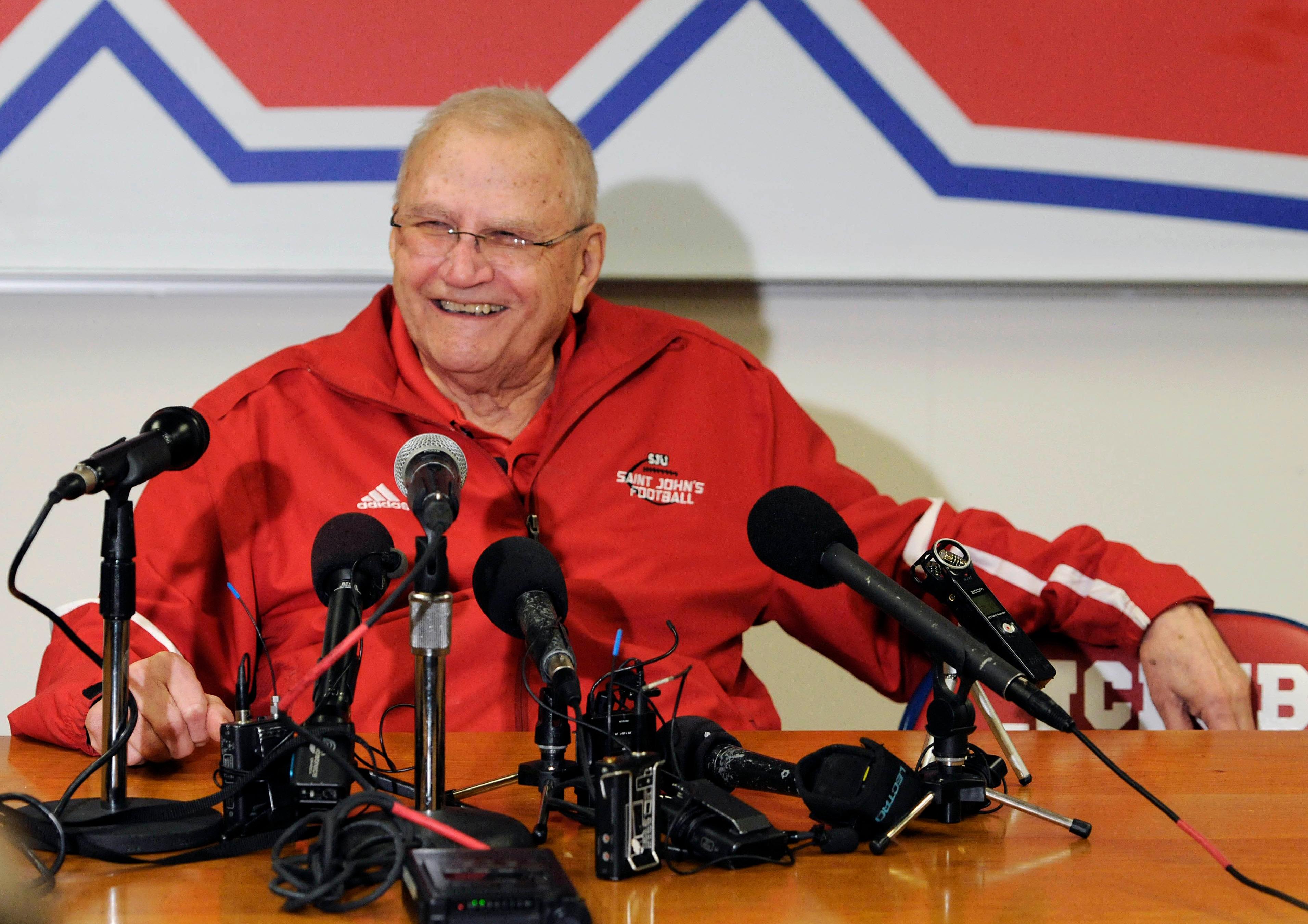 Photo: Gagliardi Retires from St. John's football