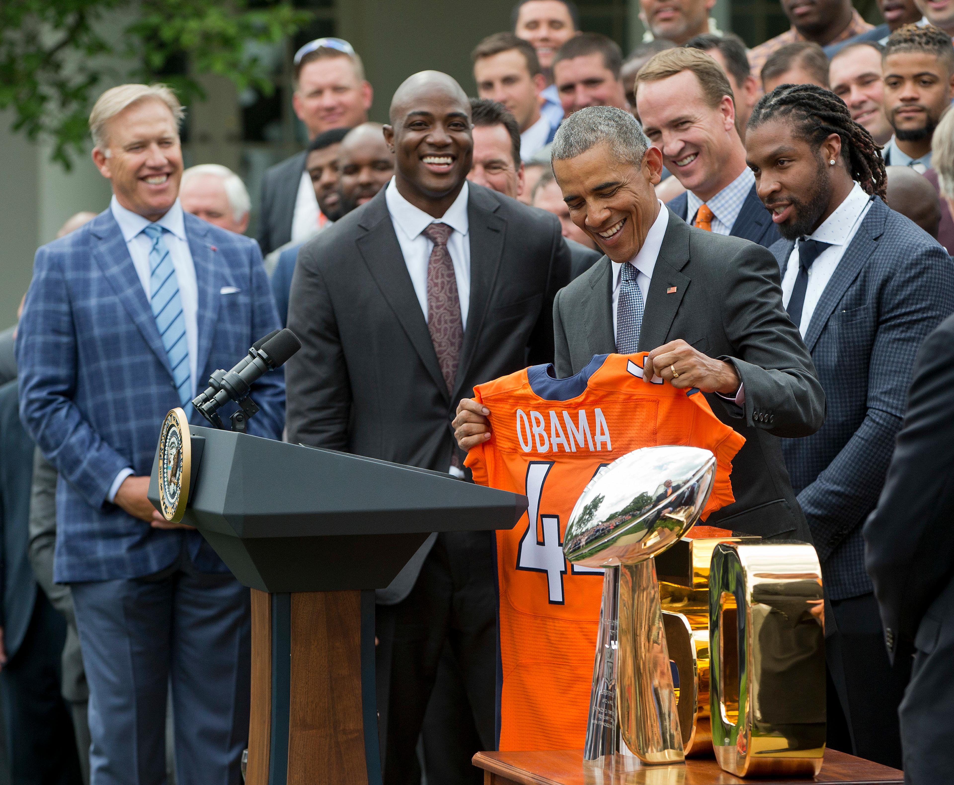 Barack Obama, John Elway