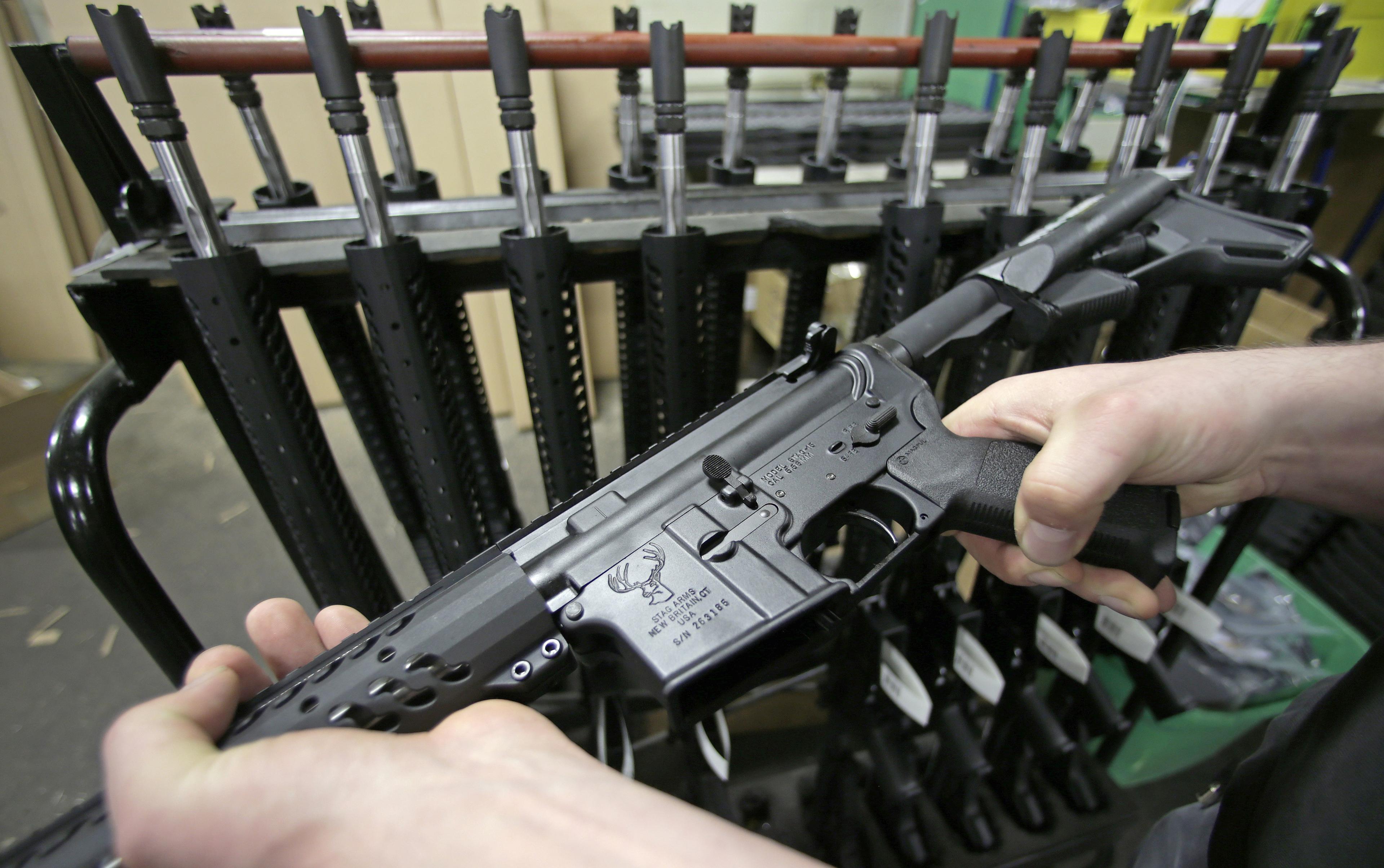 Photo: Guns, Assault Rifles, AR-15 (AP)