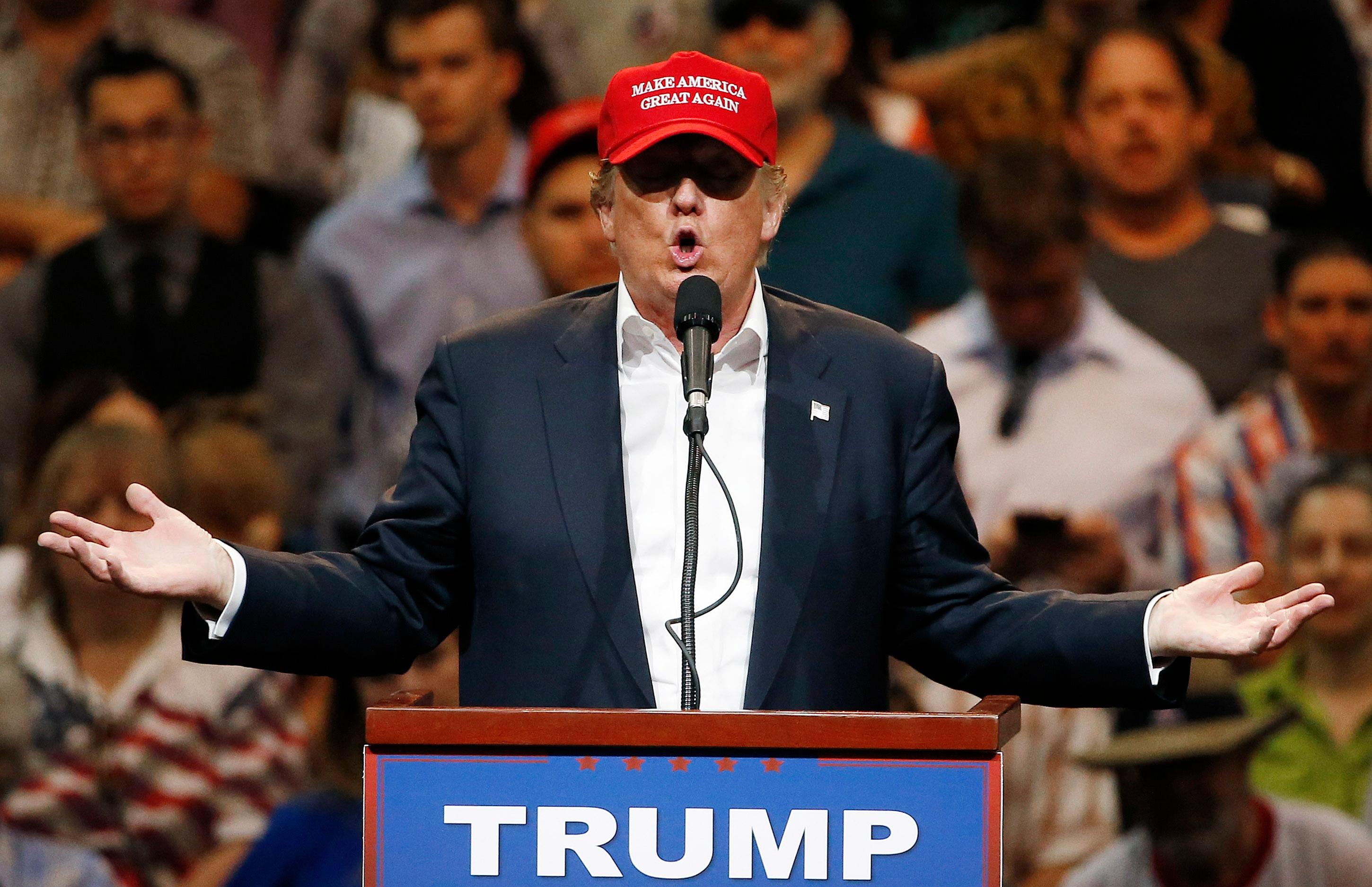 Photo: Republican presidential candidate Donald Trump in Arizona March 2016 (AP Photo)
