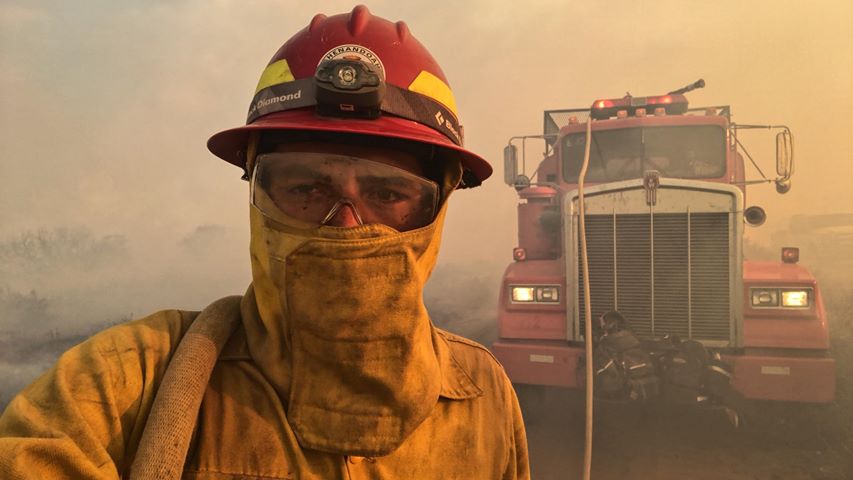 Photo: Bull Draw Firefighter Selfie 8-21