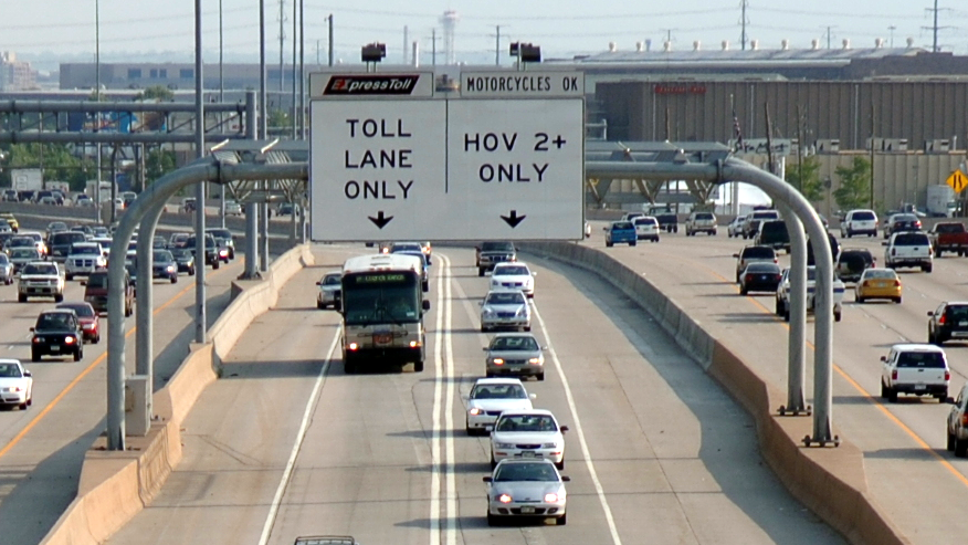 Photo: HOV lane