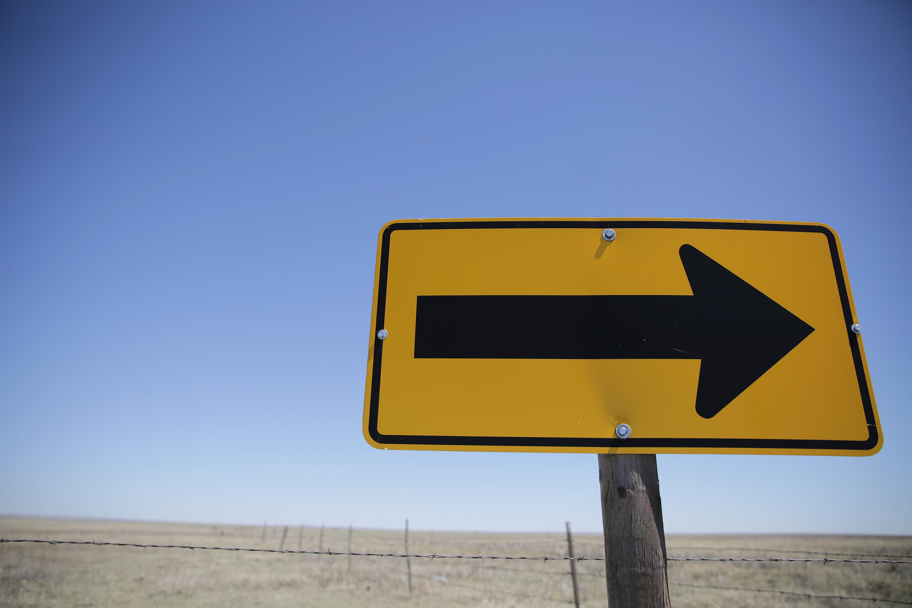 Photo: Hugo Road Sign Points Right