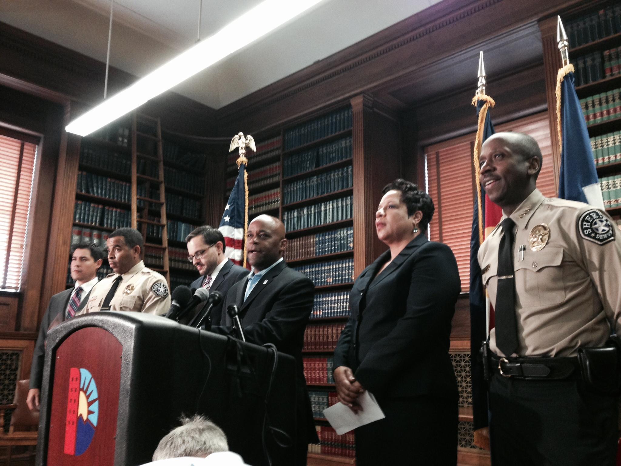 Photo: Denver mayor announces sheriff&#039;s resignation