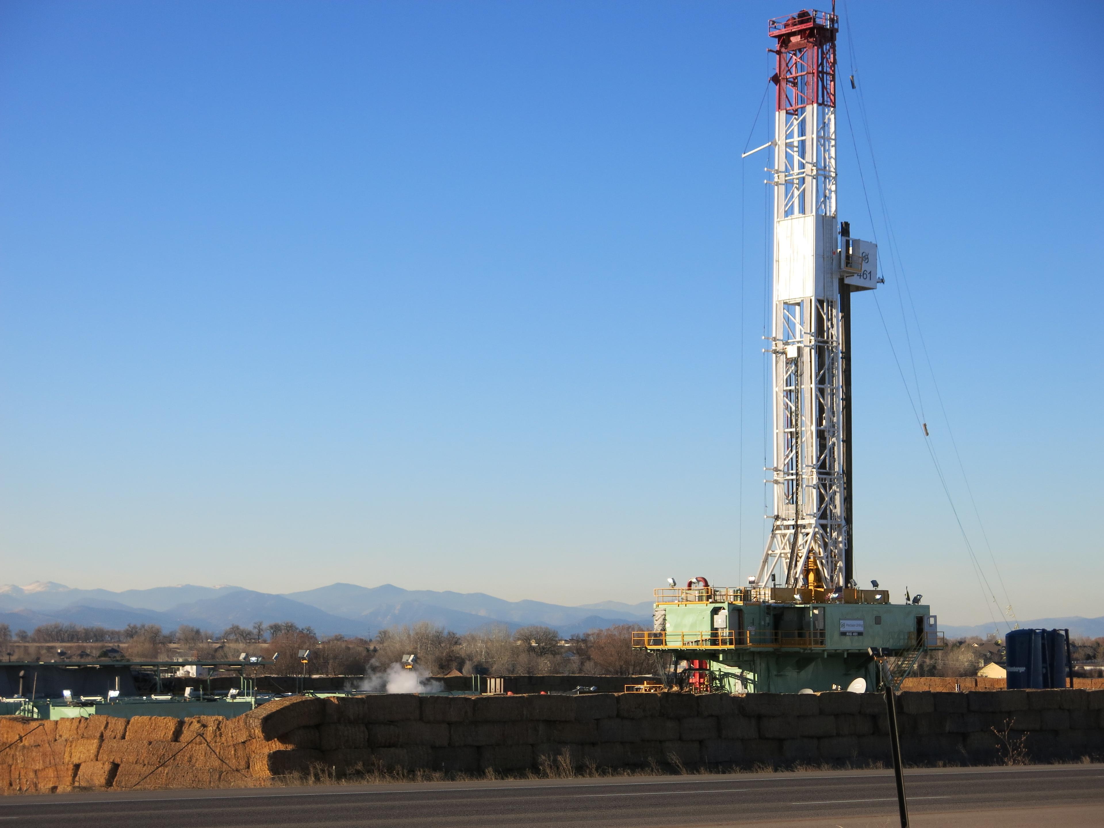 Photo: Drilling Fracking Mead Longmont Rig (STAFF)