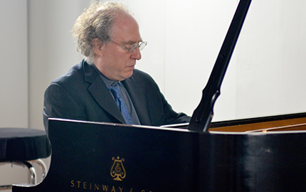 Photo: Jeffrey Kahane at CPR on Santa Fe