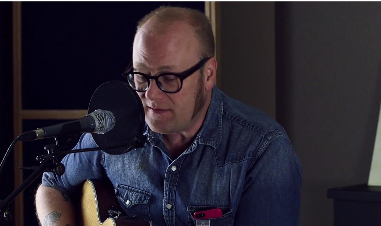 Mike Doughty Close up
