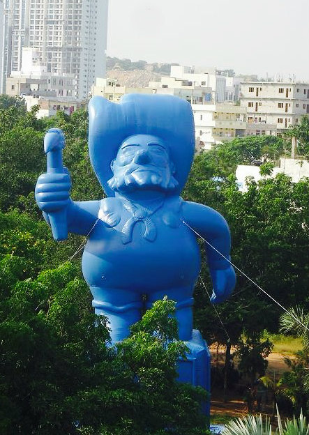 Photo: Black Cube 'Prospector' Sculpture
