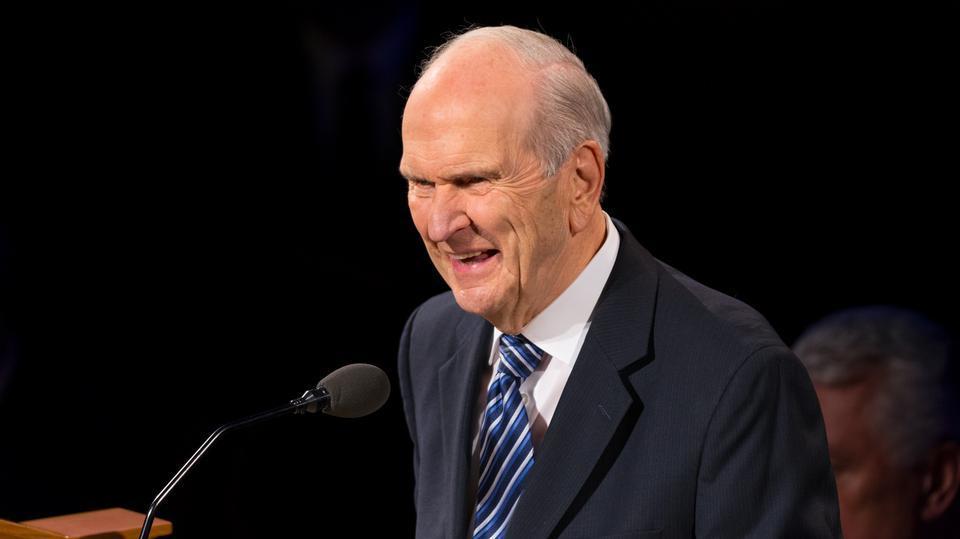 elder-hales-funeral2135-2017