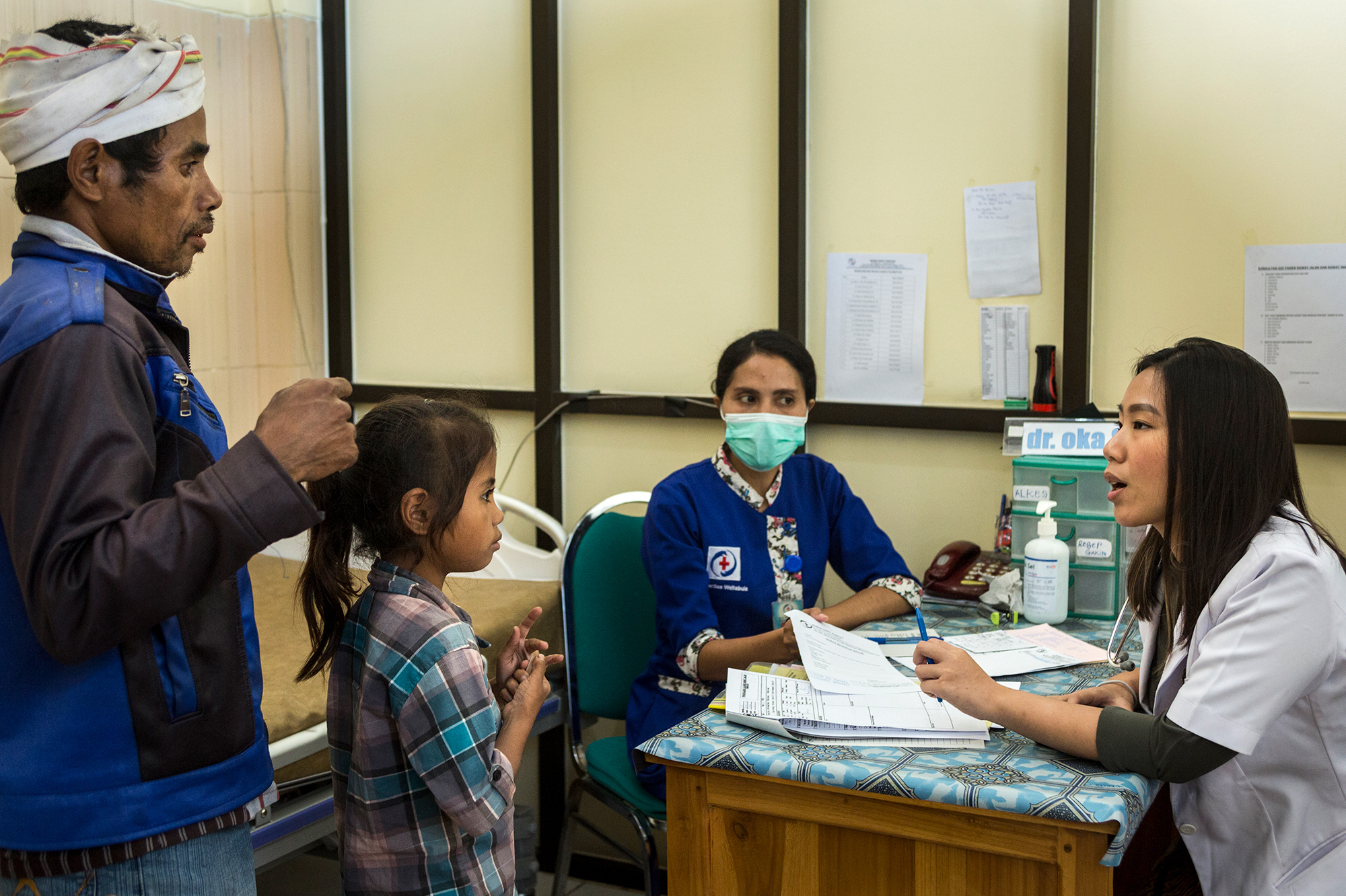 student-doctor-patients
