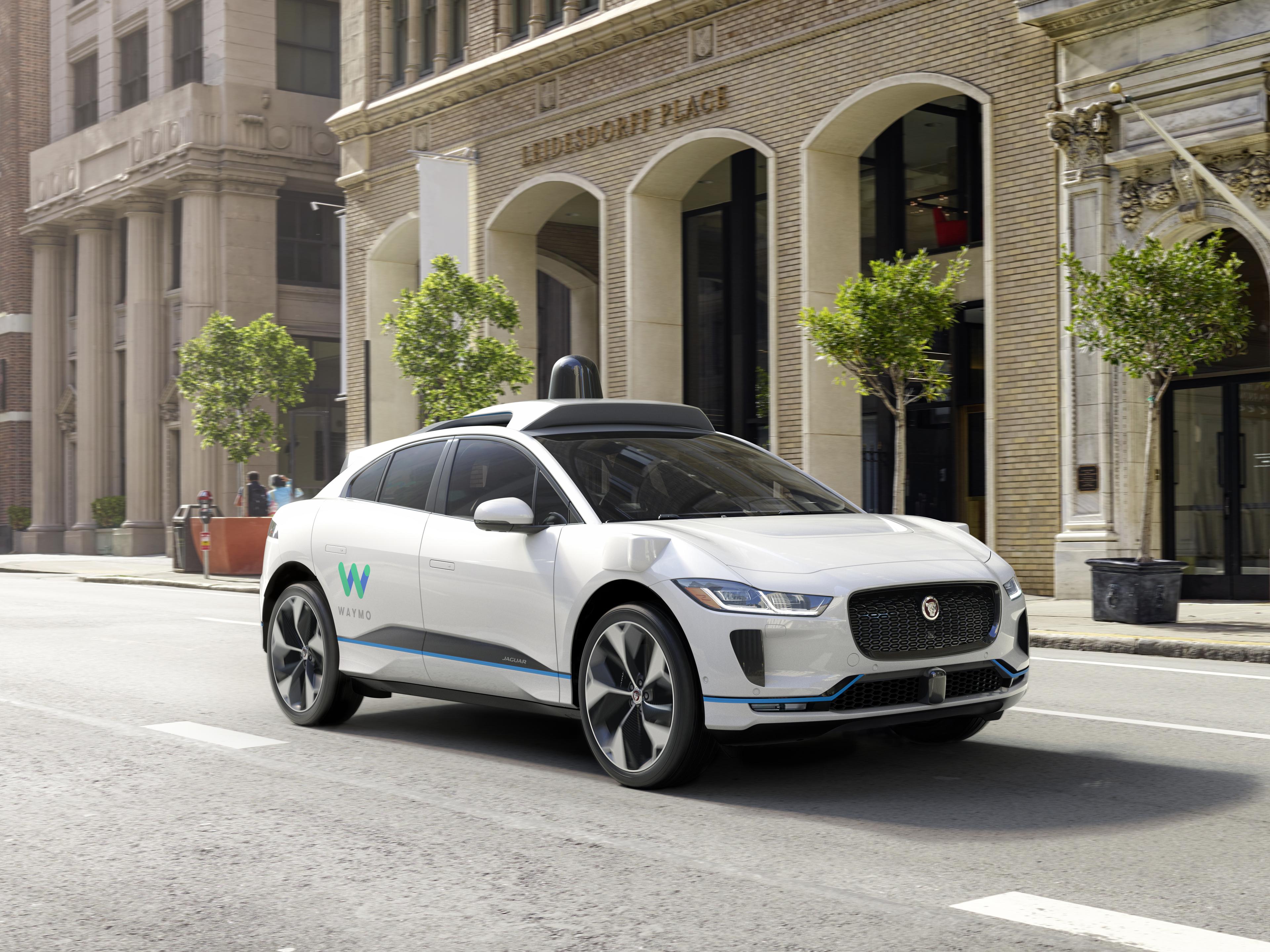 waymoipace-city2