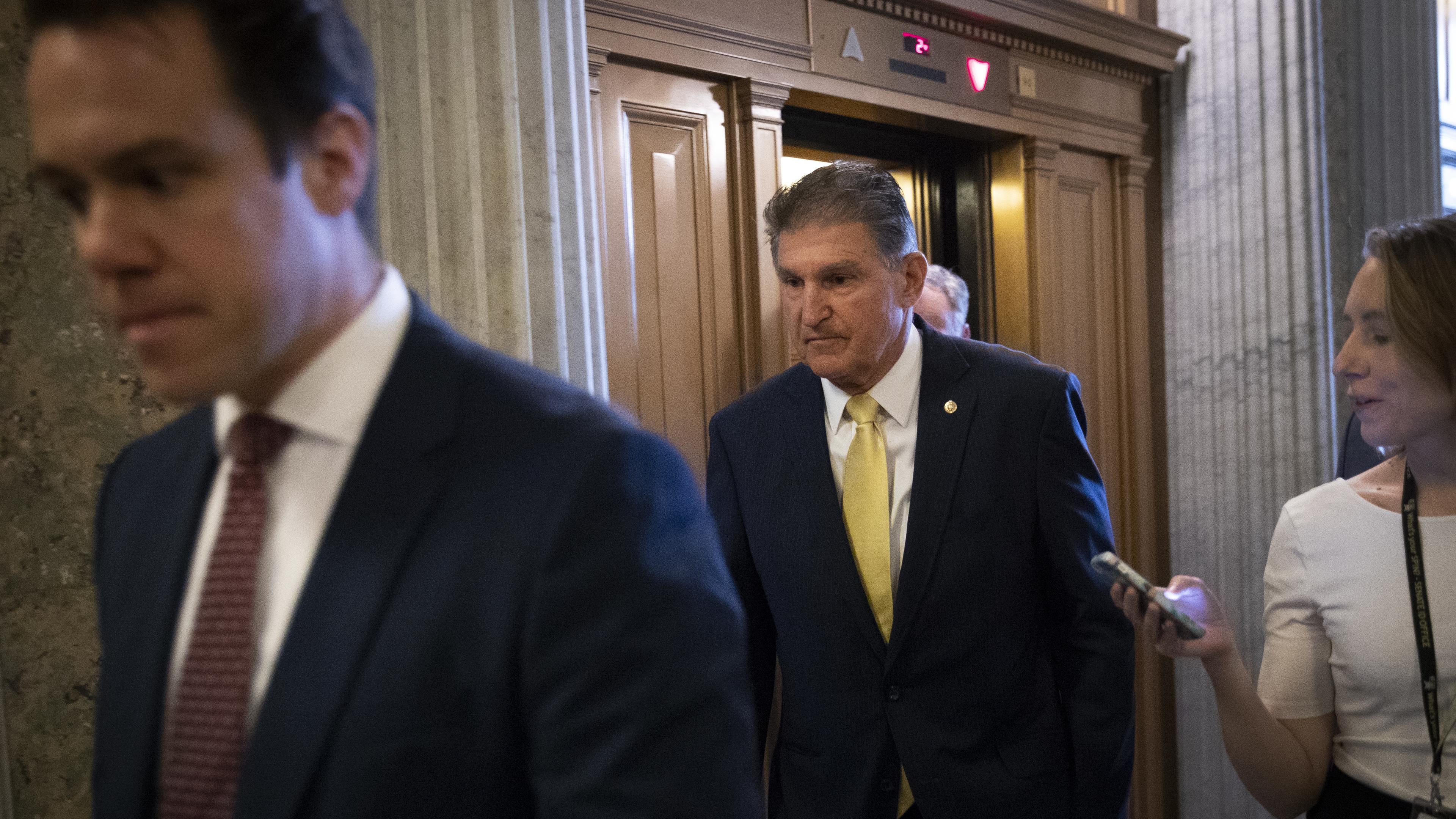 gettyimages-1046058586manchin