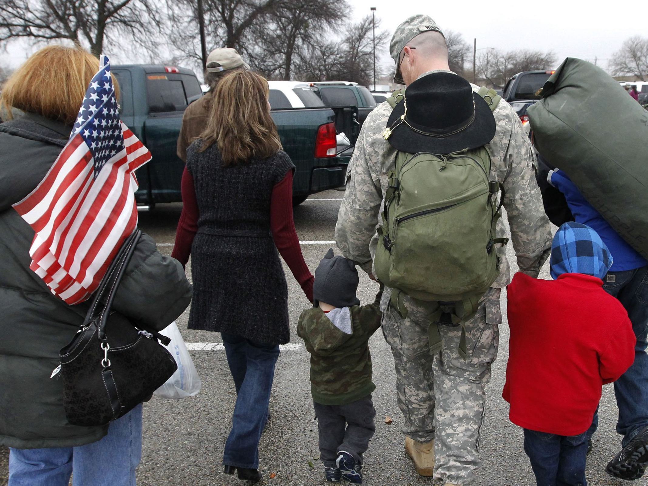 ap_111224145198-soldier-returns-home