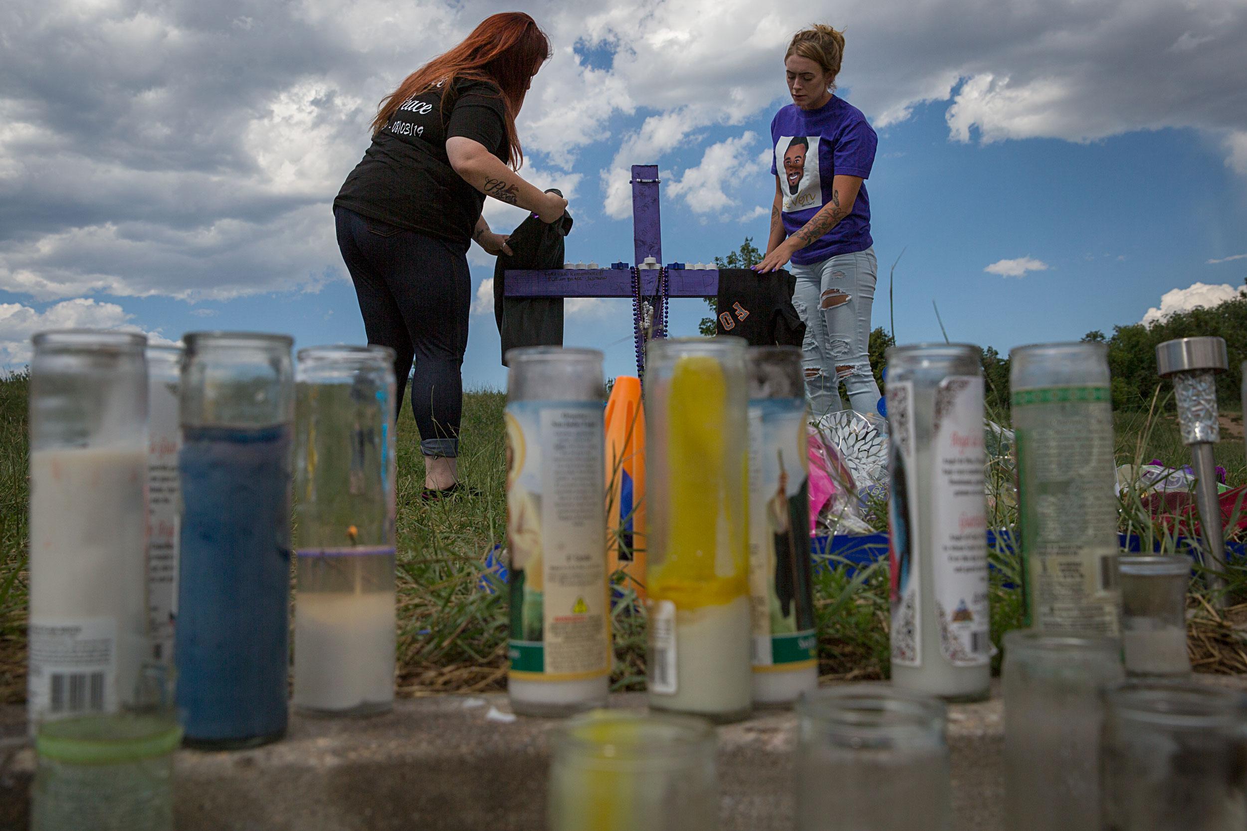 De'von Bailey Police Shooting Memorial Mourners Colorado Springs