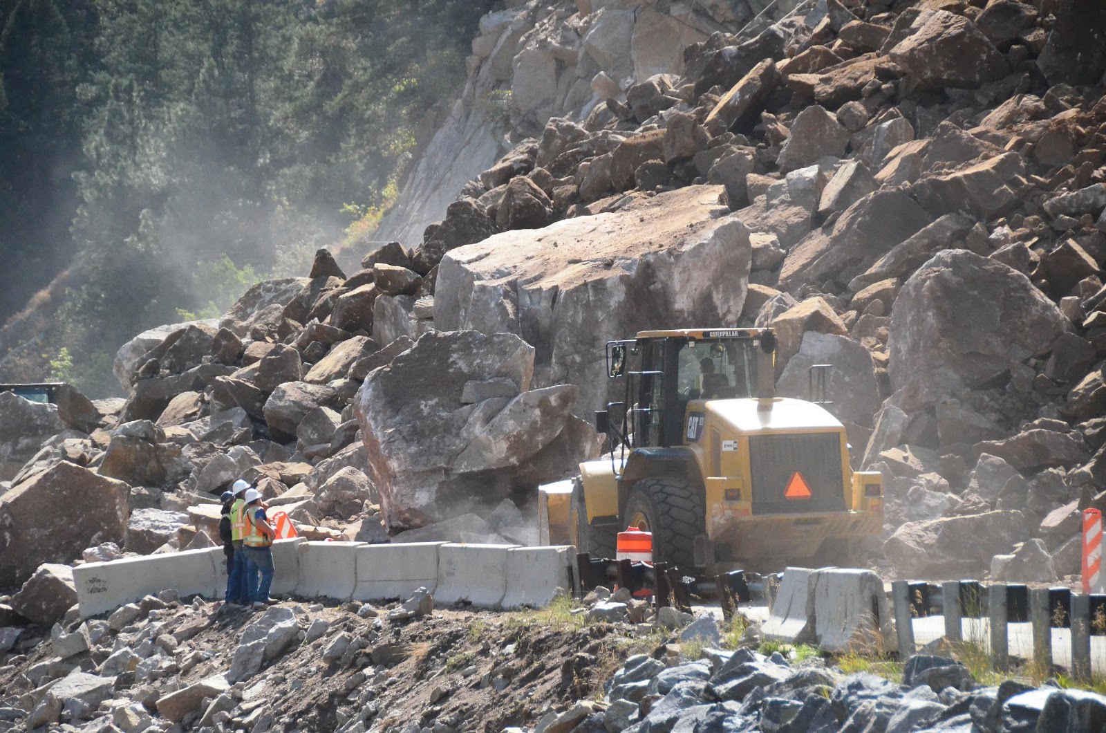 Boulder Canyon Closed After Rockfall