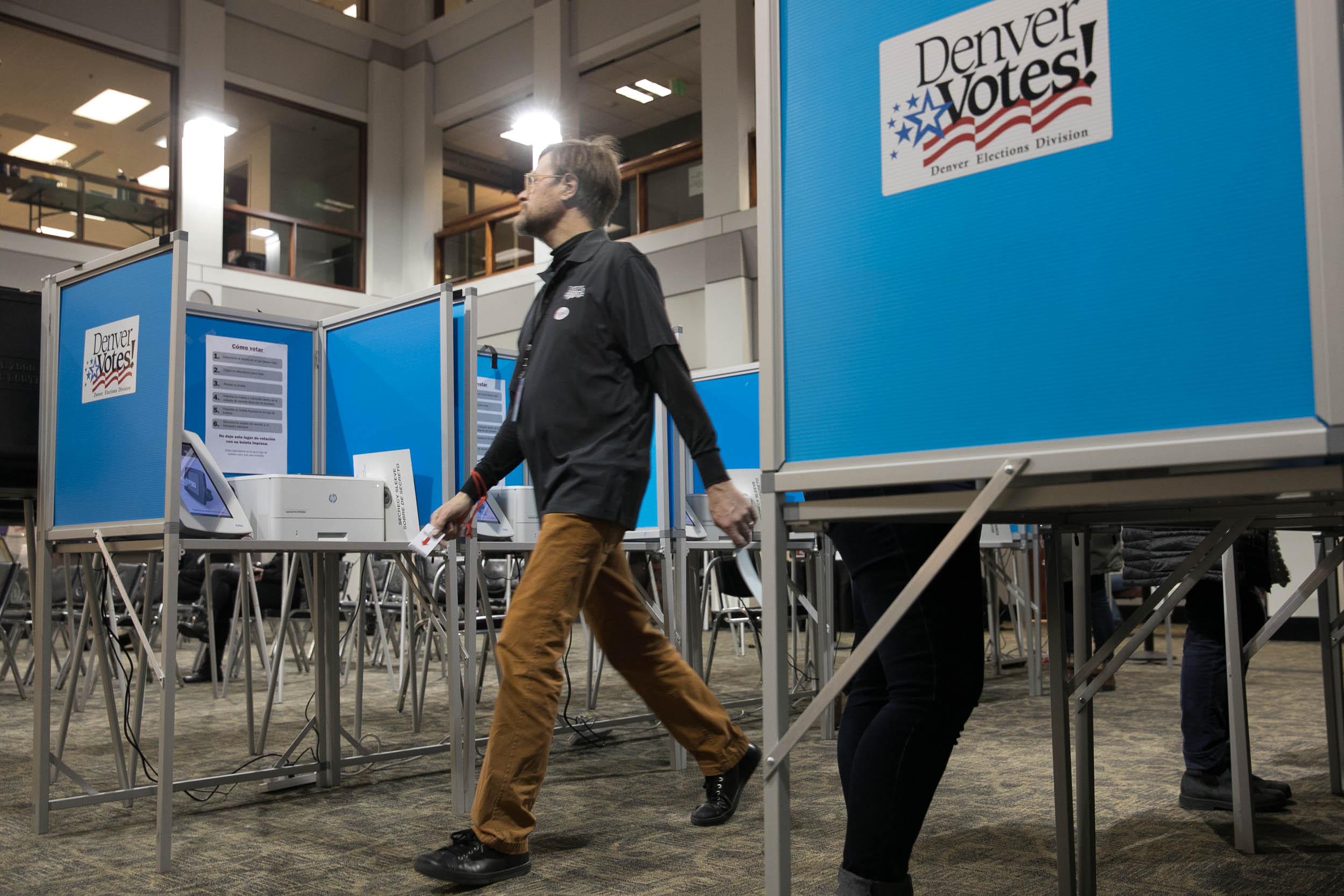 191105 ELECTION DAY PM VOTING DENVER