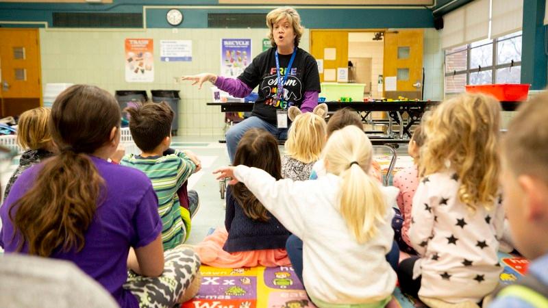 Discovery Link supervisor Jennifer Piel teaches kids at Carson Elementary how to wash their hands. March 13, 2020.