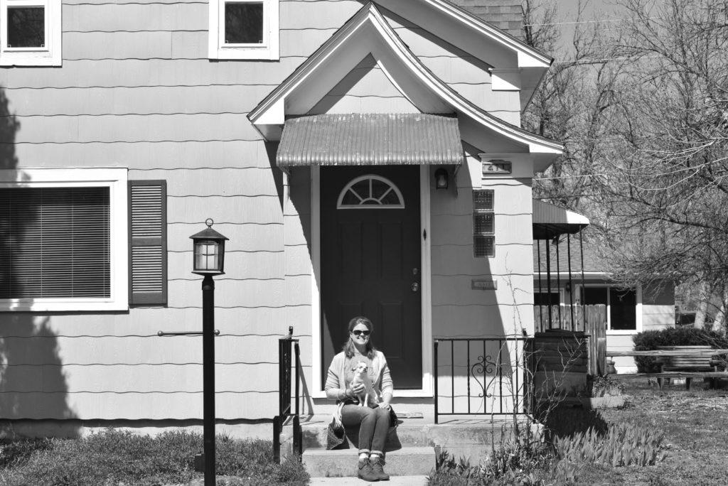 Lafayette photographer captures a neighbor during coronavirus