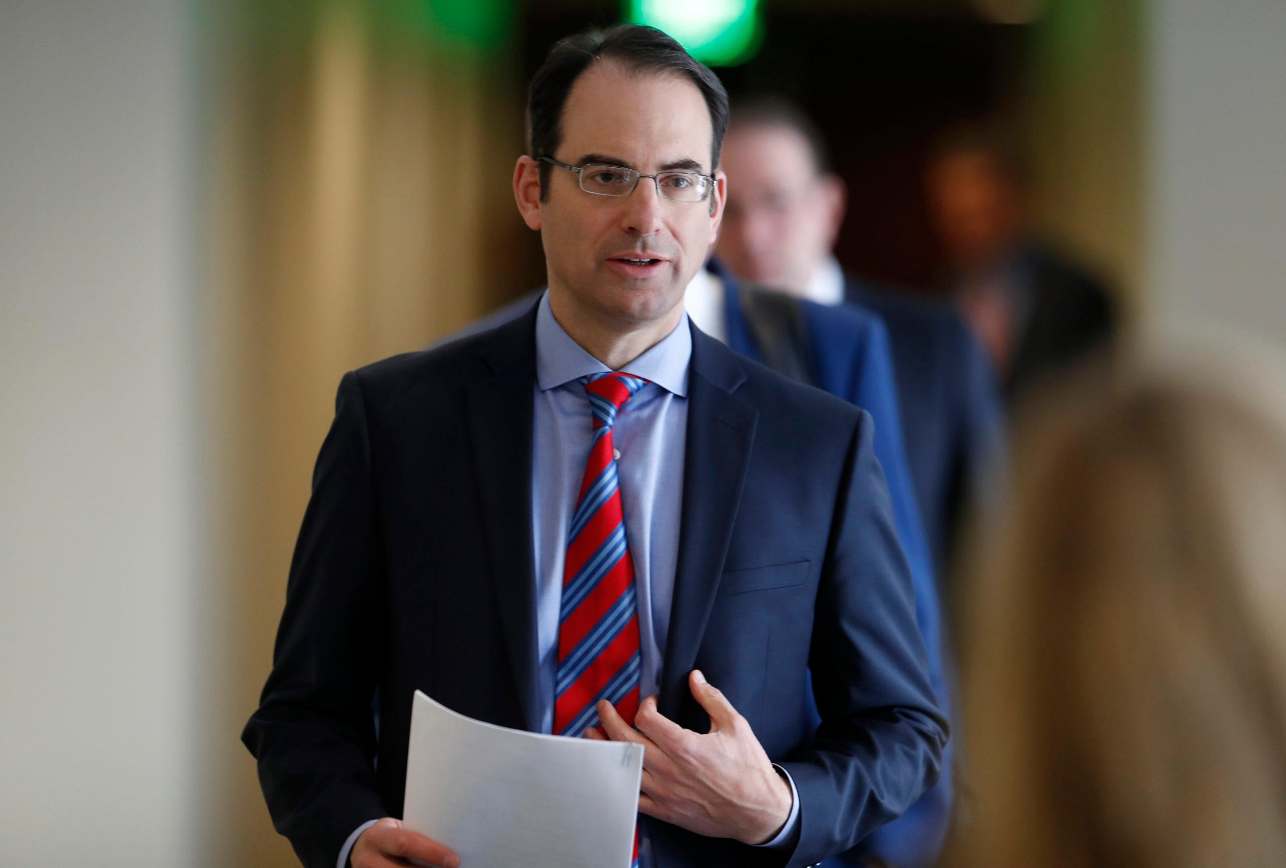 Phil WeiseR, Phil weiser