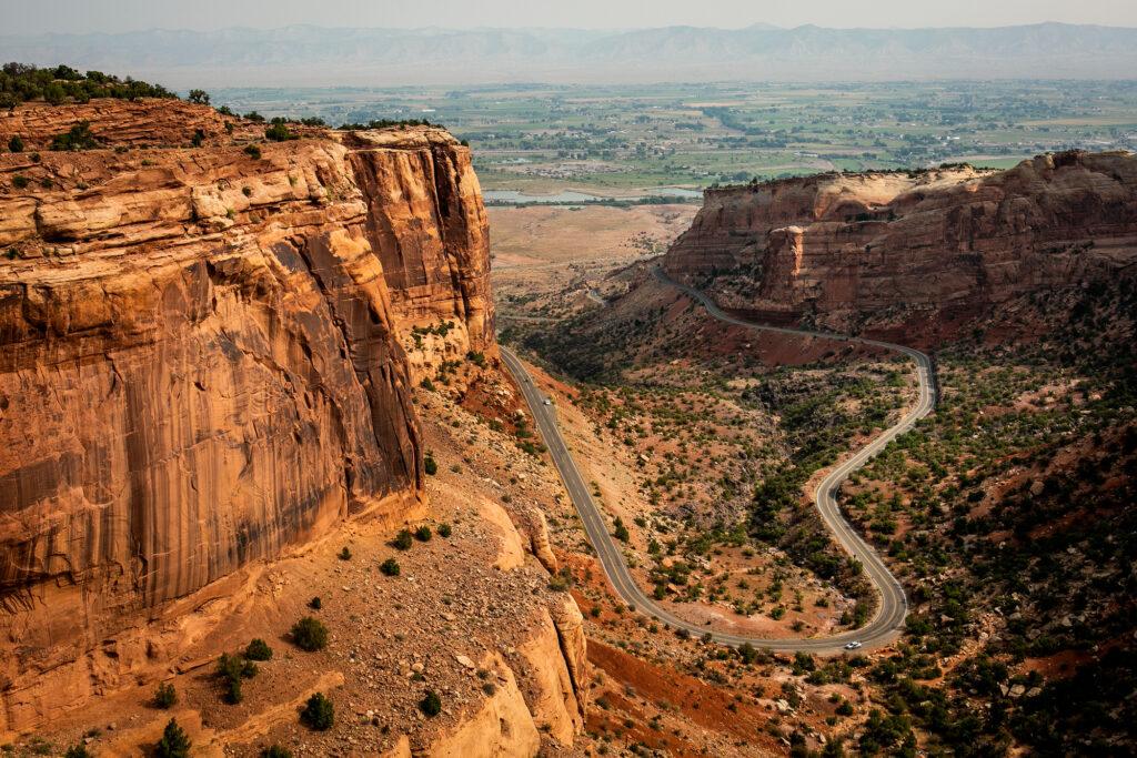 NEW AMERICANS OATH OF CITIZENSHIP COLORADO NATIONAL MONUMENT