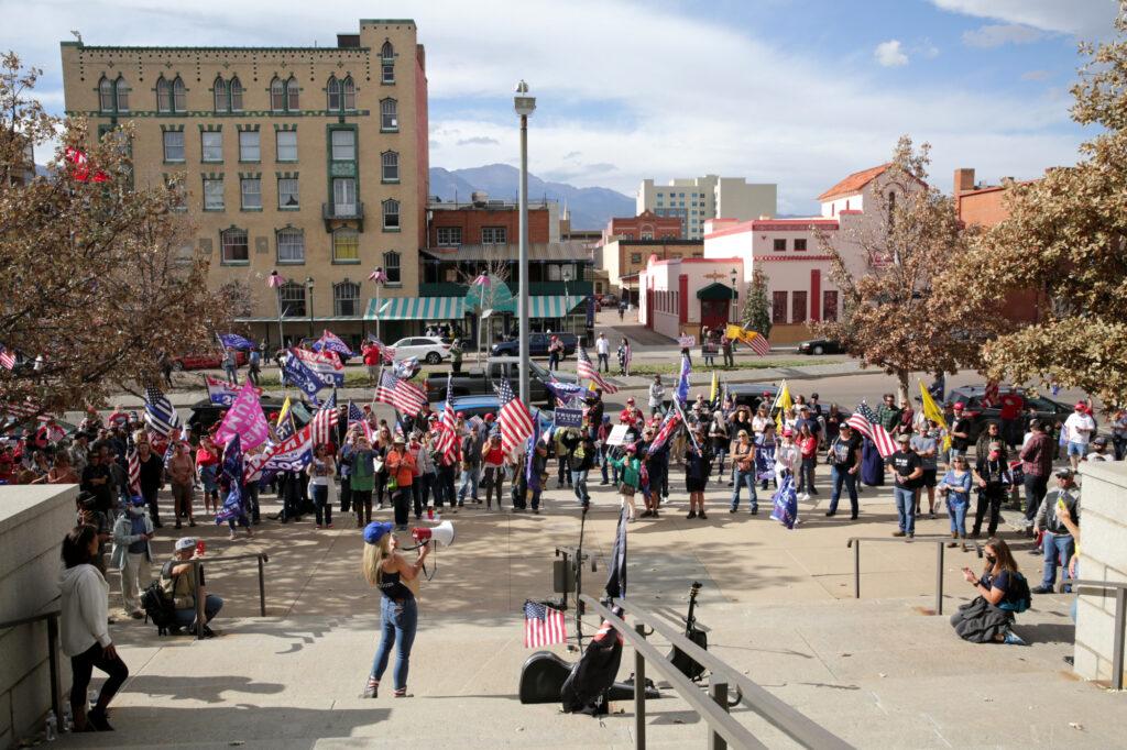 201107-TRUMP-RALLY-COLORADO-SPRINGS