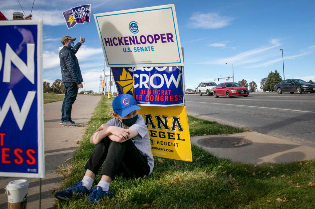 ELECTION-DAY-AURORA-DEMOCRATS-CROW-SON