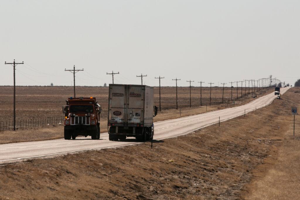 TRUCK-LIMON-EASTERN-PLAINS-HIGHWAY-71