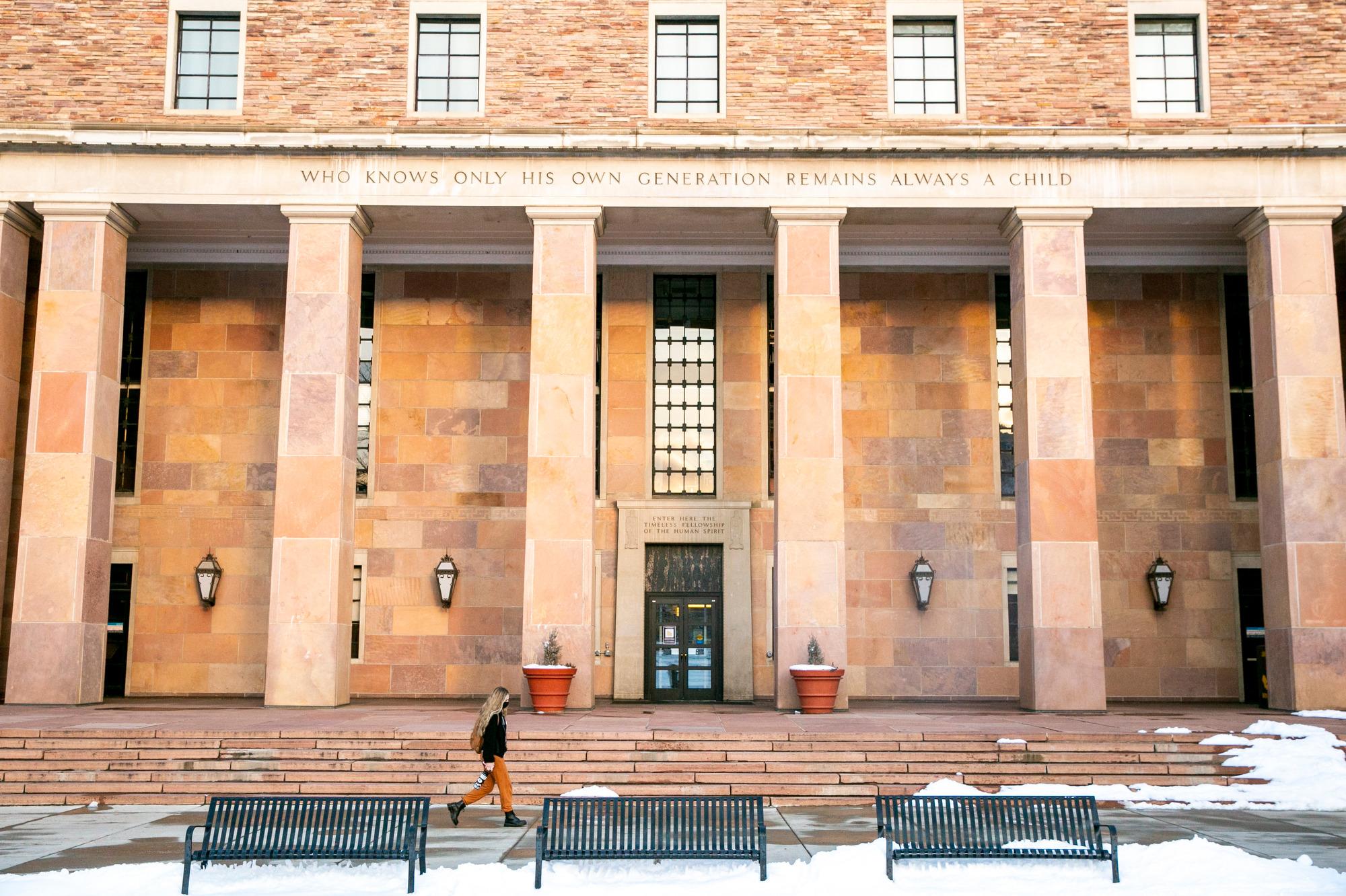 CU-BOULDER-CAMPUS-SNOW