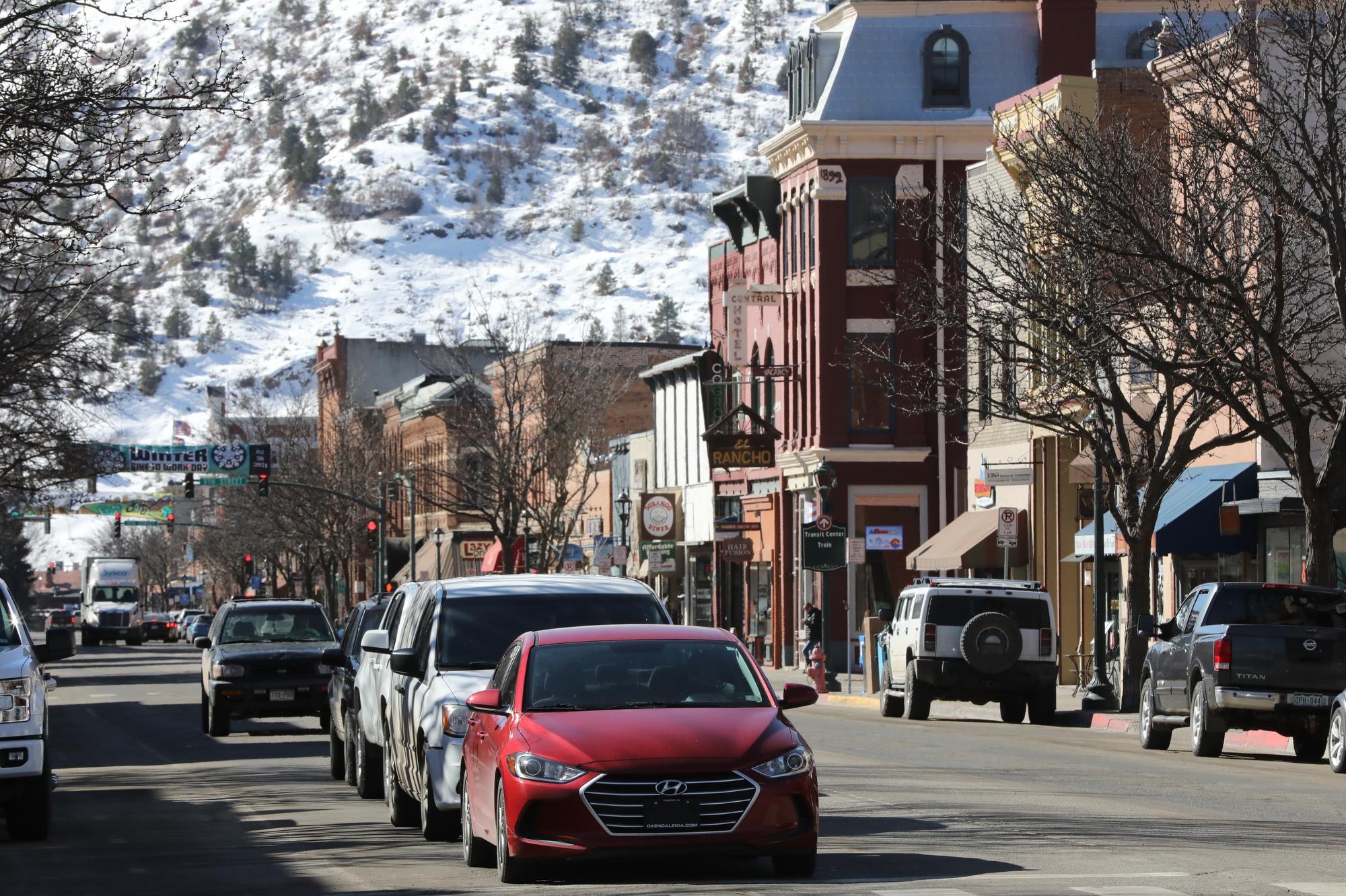 DURANGO-MAIN-AVENUE