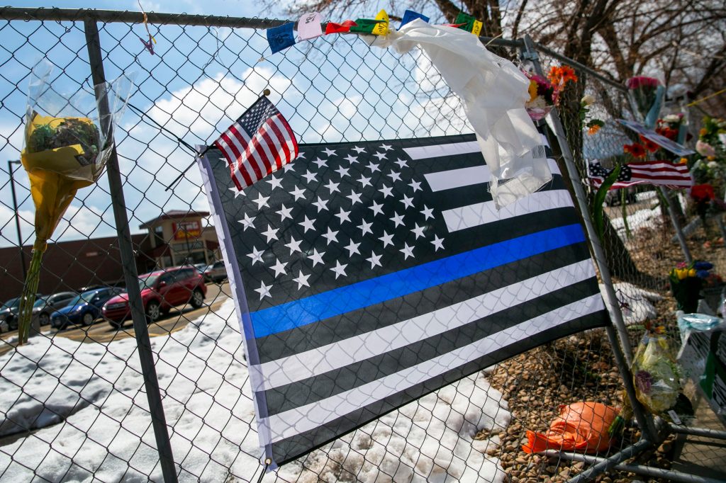 210324-BOULDER-KING-SOOPERS-SHOOTING-MEWMORIAL-FENCE