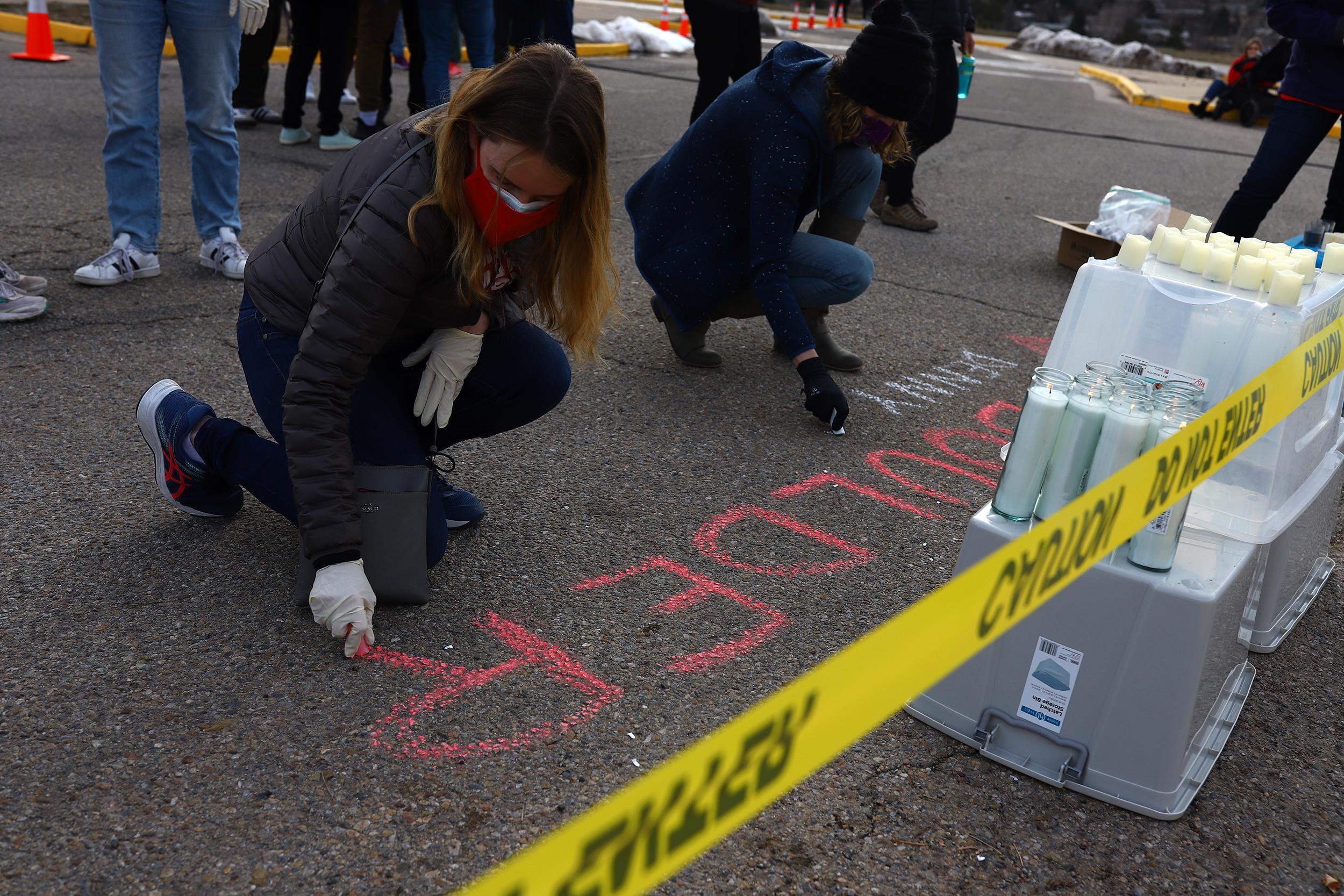 Boulder Strong vigil King Soopers shooting