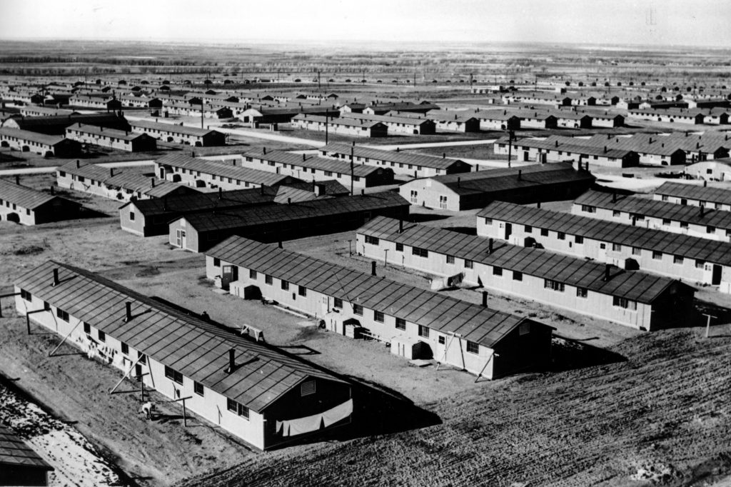 WWII U.S. JAPANESE INTERNMENT