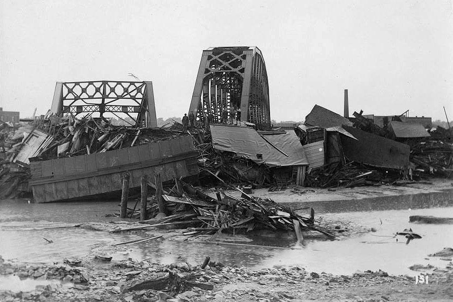 PUEBLO-FLOOD-ARCHIVE-BRIDGE-1