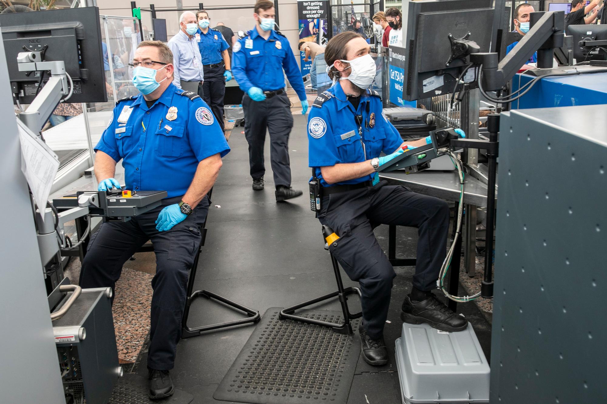 DIA-TSA-AIRPORT-SECURITY-TRAVEL-VOLUME