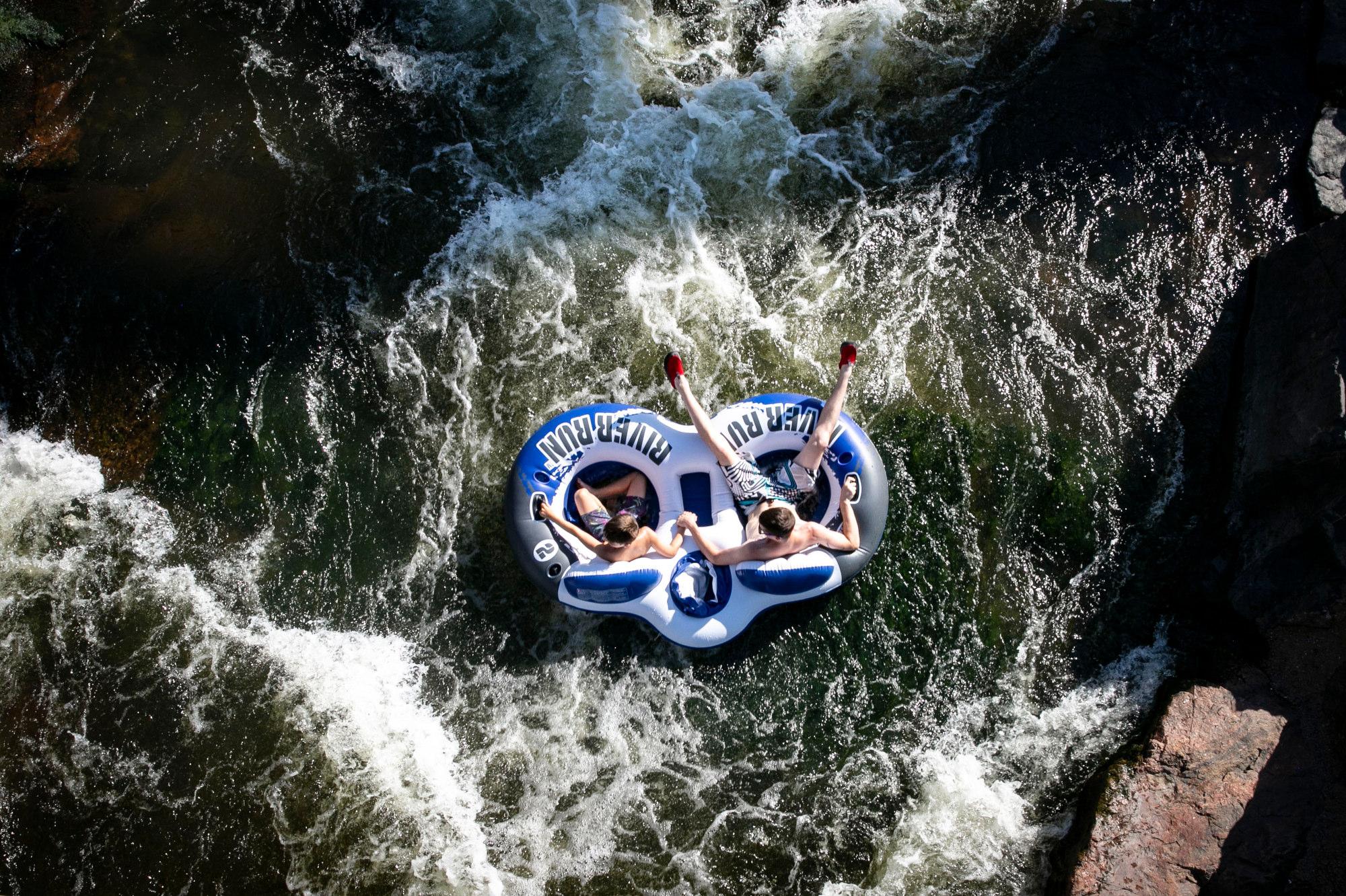 DENVER-HOT-WEATHER-RAFT-CONFLUENCE-PARK-210614