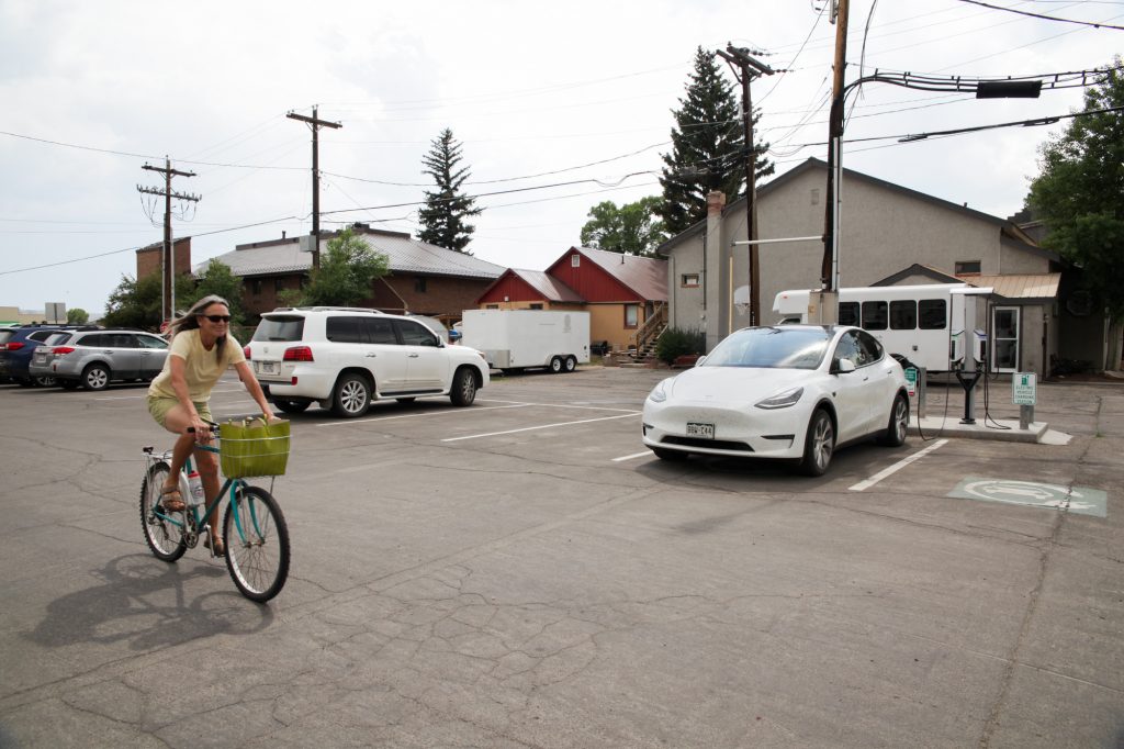 GUNNISON-HOUSING-TESLA