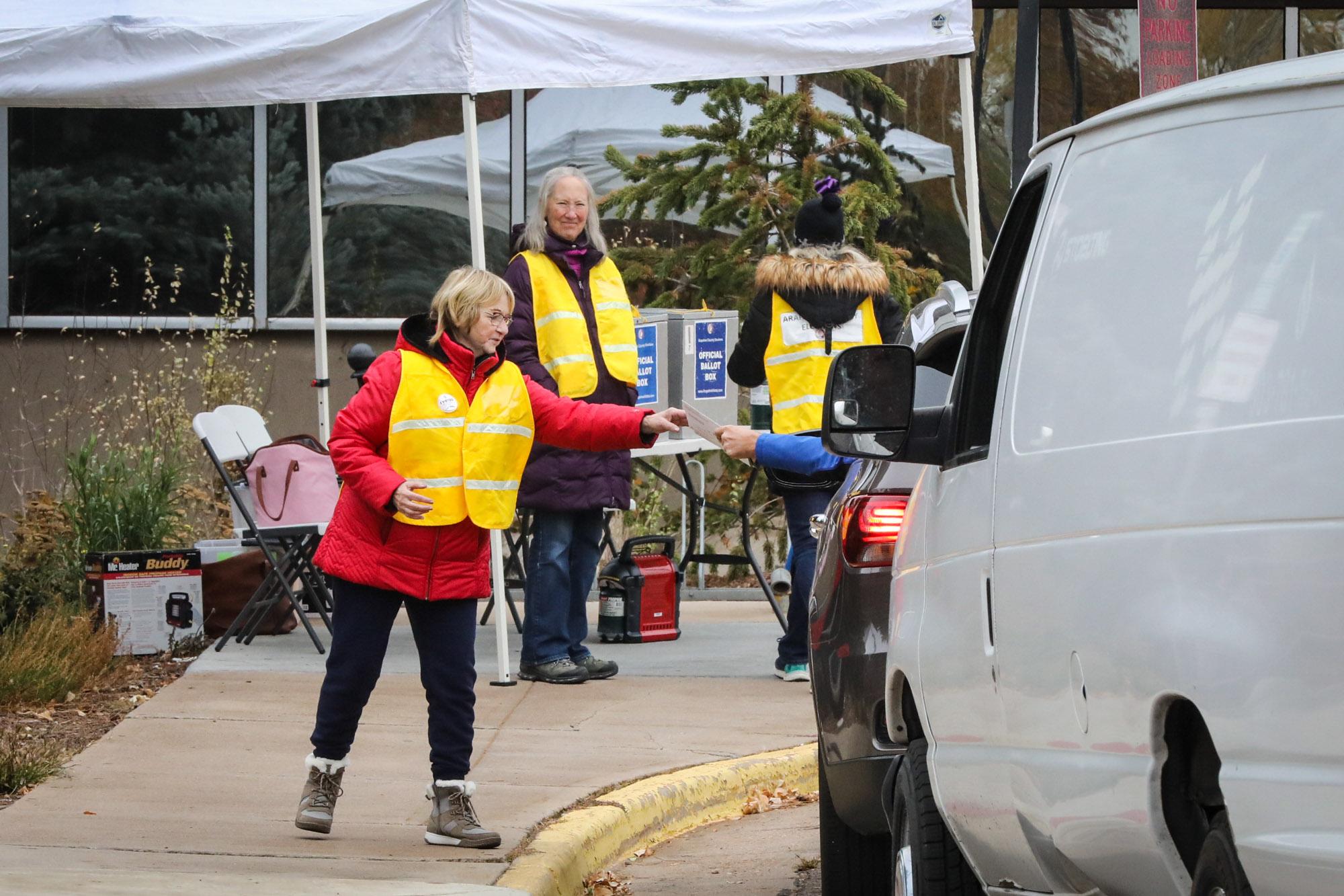 211102-ELECTION-DAY-BALLOT-DROP-ARAPAHOE-COUNTY