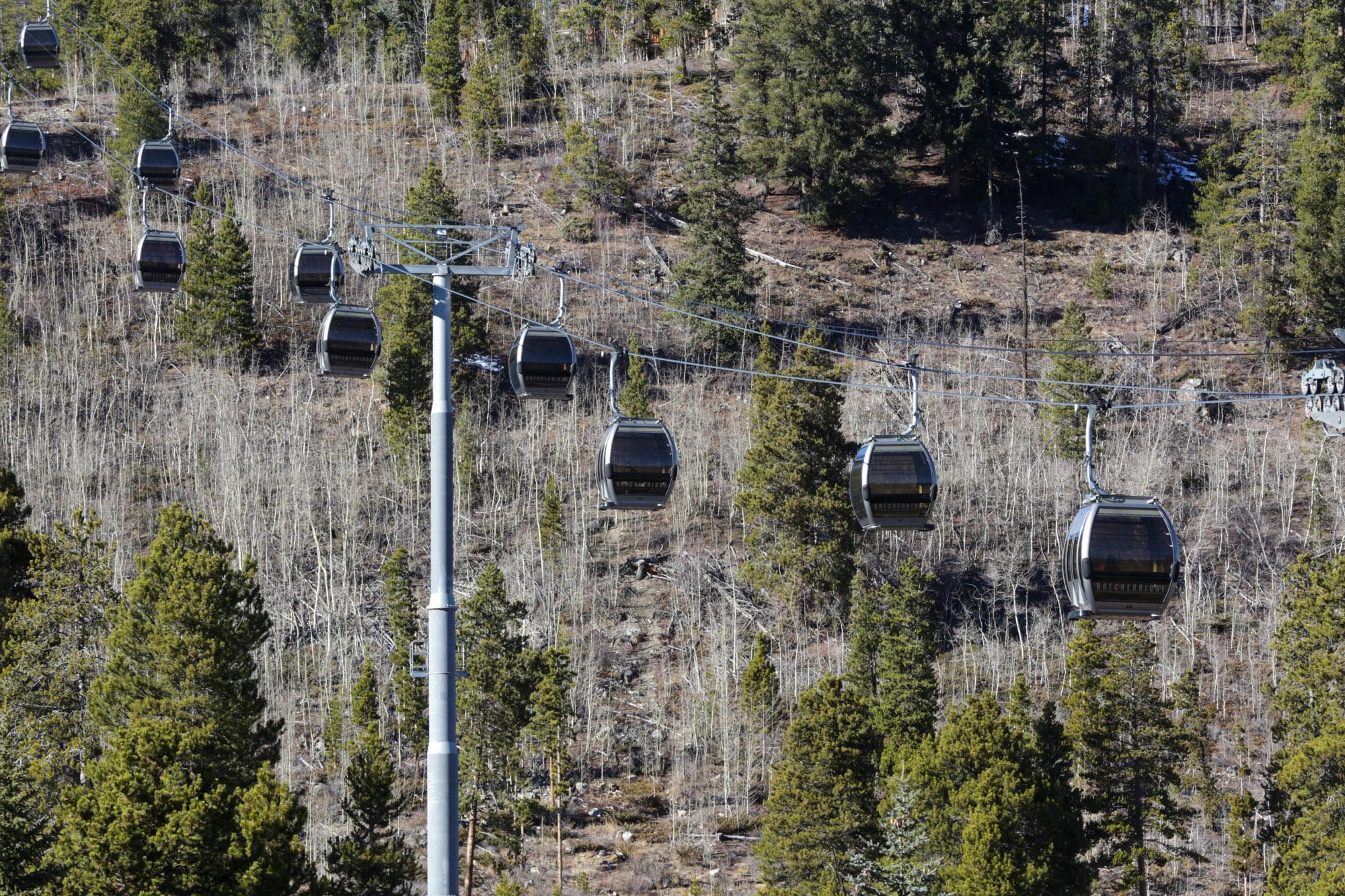 211130-SKI-SEASON-BRECKENRIDGE