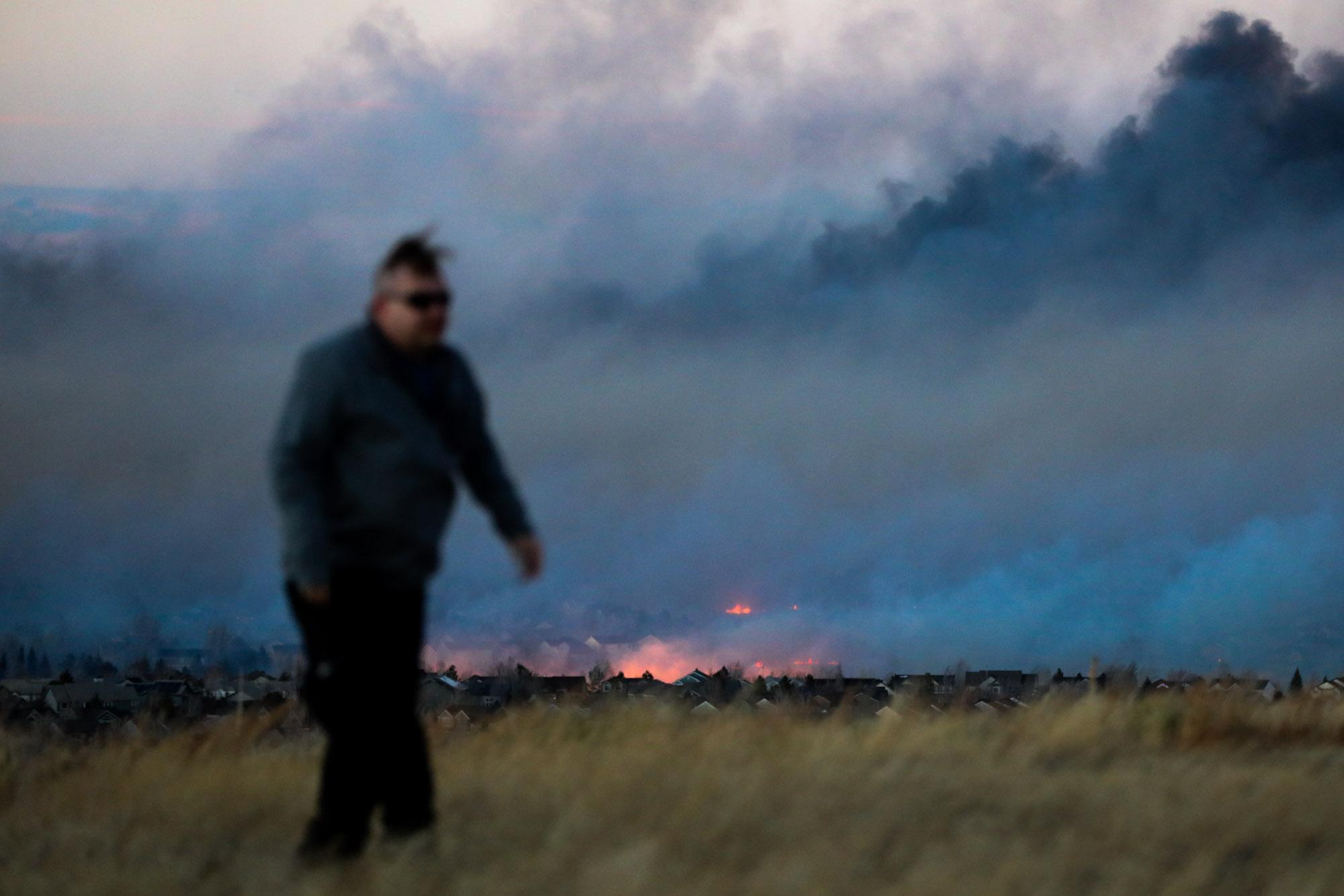 211230-WIND-WILDFIRE-FRONT-RANGE