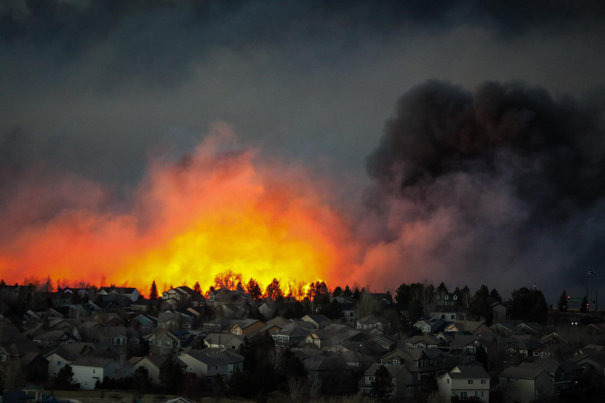 211230-WIND-WILDFIRE-FRONT-RANGE