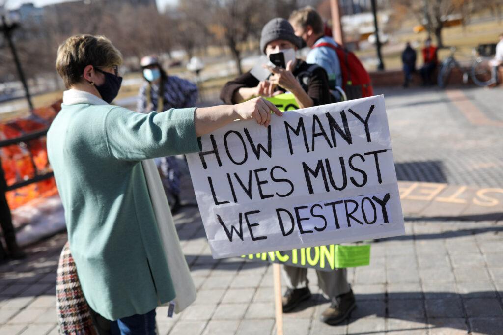 220113-SOS-ENVIRONMENT-PROTEST