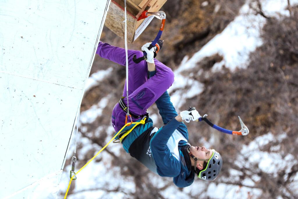 220122-OURACY-ICE-CLIMBING