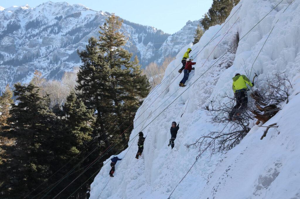 220122-OURACY-ICE-CLIMBING