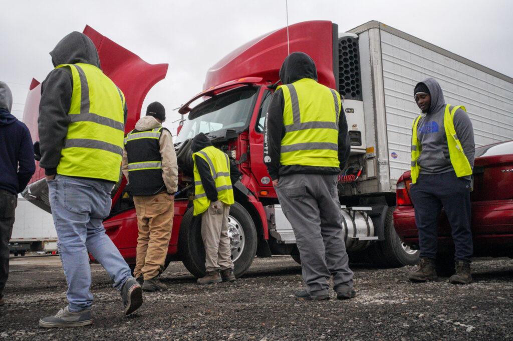 220502-TRUCK-DRIVING-SCHOOL